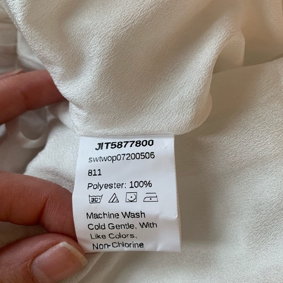 White Flouncy Skirt with Stitched Flowers - Picture 5 of 5